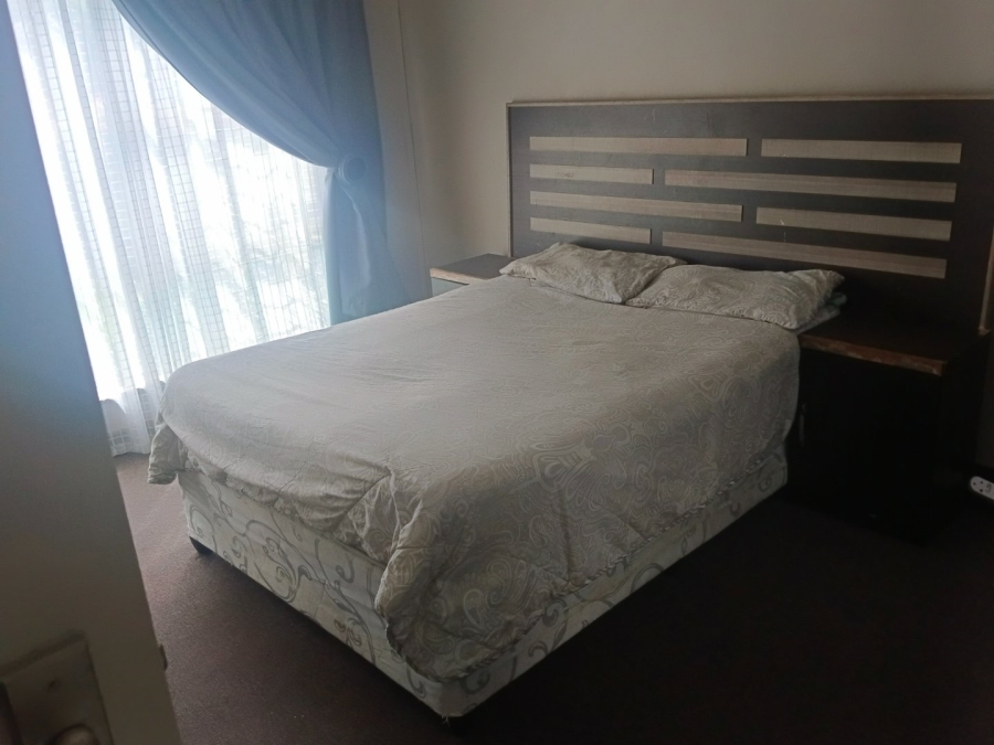 To Let 4 Bedroom Property for Rent in Riebeeckstad Free State